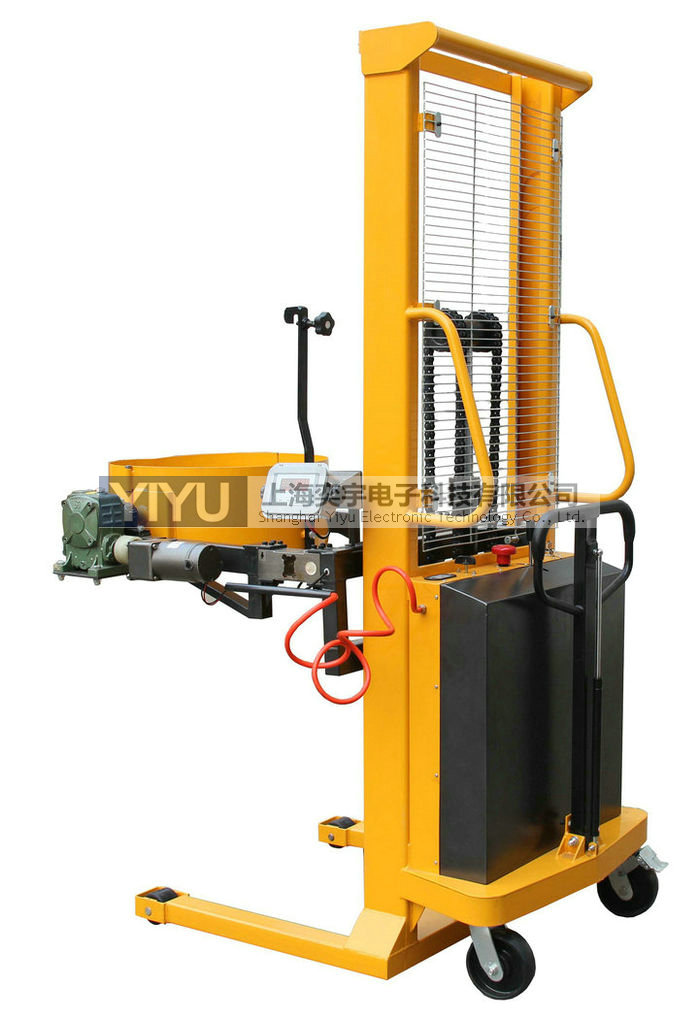 YL500A-1油桶翻轉(zhuǎn)車
